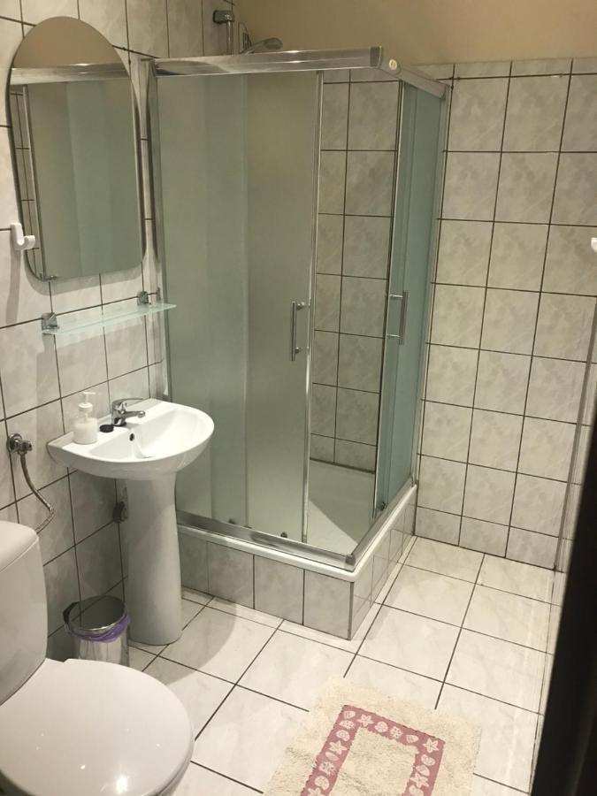 Hotel Pensjonat Janus Ruciane-Nida Esterno foto